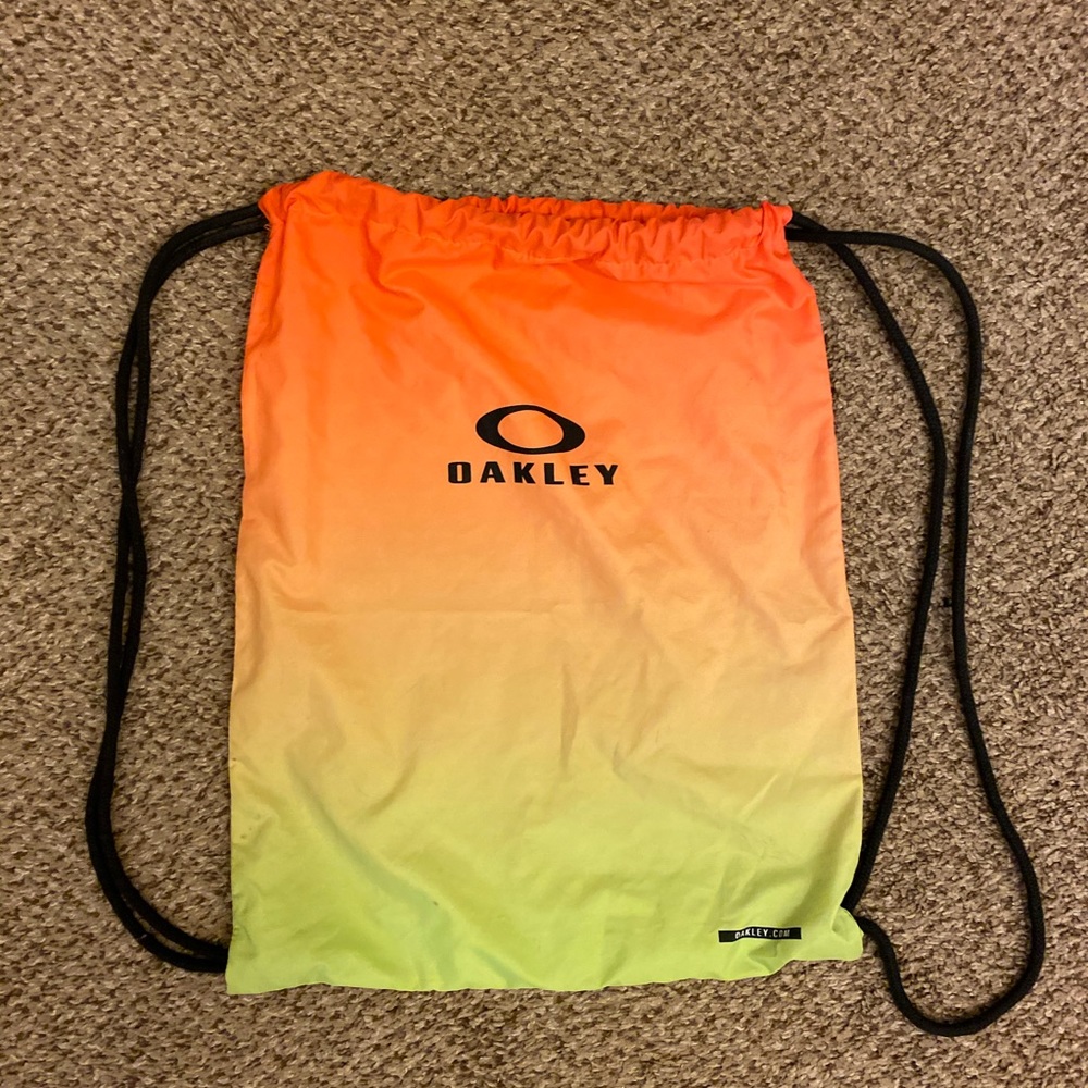 Oakley string bag